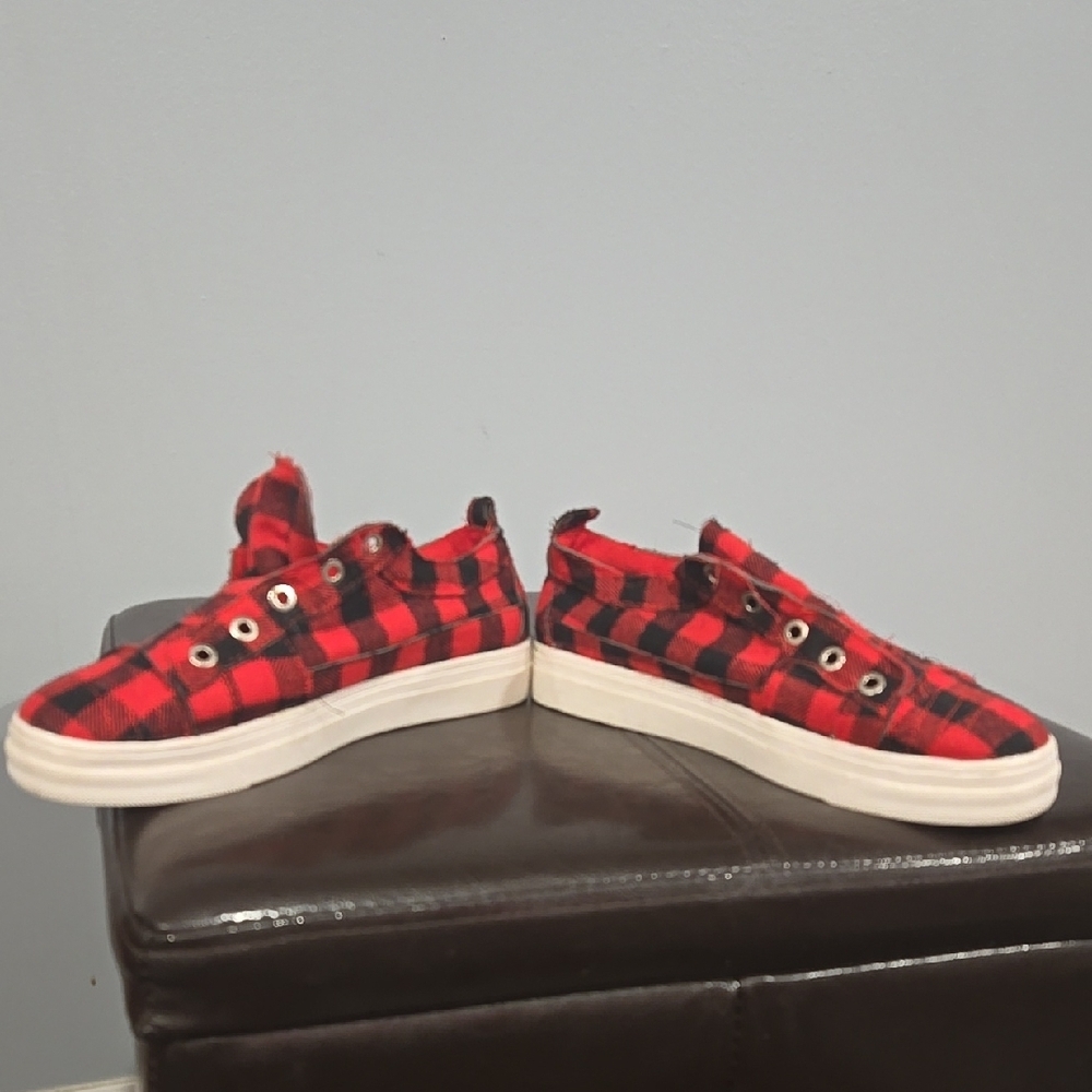 Red and Black Plaid Sneakers with Platform Sole - Picture 3 of 6